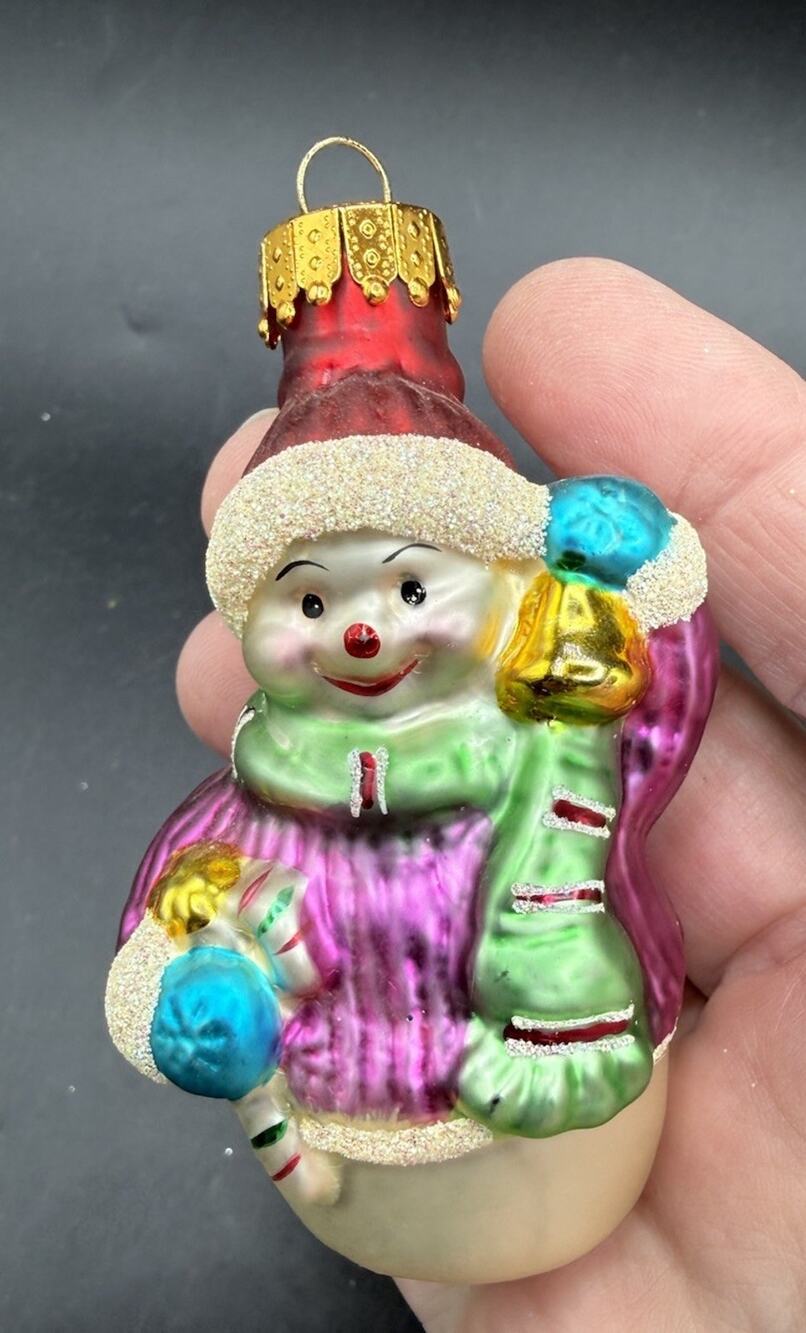 Unique Treasures Snowman Hand Blown and Painted Crafted Glass Ornament -BG1